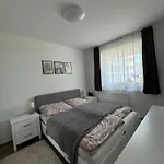 Lelle דירה בלטונללה