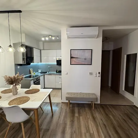 Apartament Lelle *