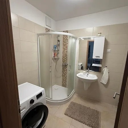 Lelle Apartament
