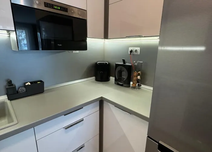 Lelle Apartamento *