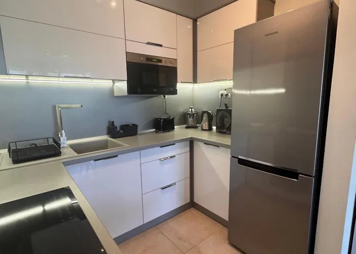 Lelle Apartamento *